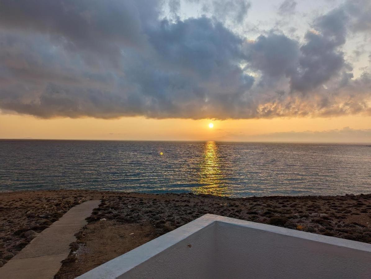Arkasa Karpathos Seafront Paradisos Foinikion Екстер'єр фото